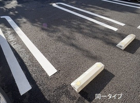 ジュン今池の駐車場