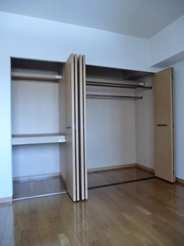 シャルマン塔原の収納