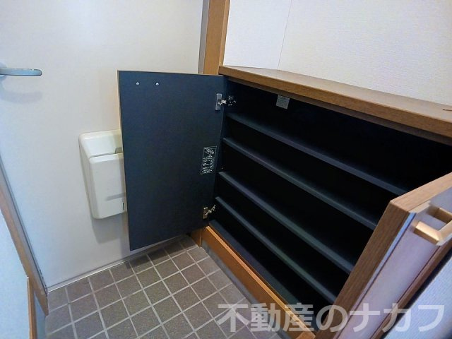 ＦＬＡＴ小川の玄関