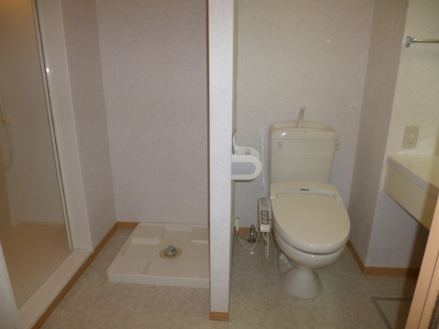 【トイレ】 | ロイヤルコートKay　B