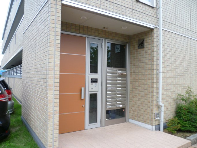 【エントランス】 | ロイヤルコートKay　B