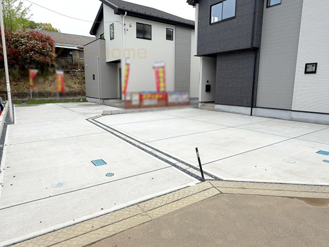 土浦市上高津2期　新築戸建て　6号棟の駐車場|カースペースは2台お停めいただけます♪