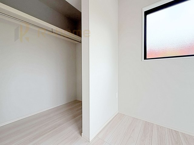 土浦市上高津2期　新築戸建て　6号棟の収納|人気のウォークインクローゼット！アウター類はもちろん、季節ものや寝具も収納できます！