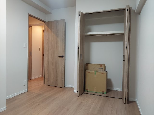 藤和ライブタウン宝塚の洋室|洋室約5.1帖