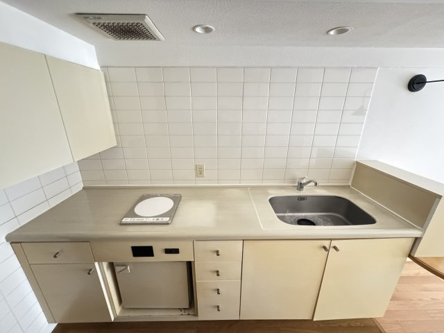 ハイツ松戸Ⅱのキッチン