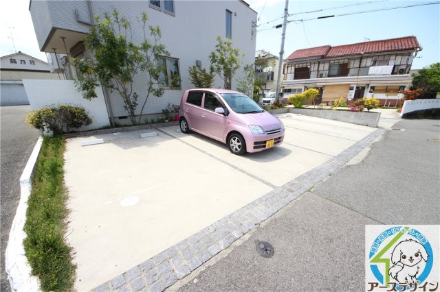 へーベル藤江の駐車場