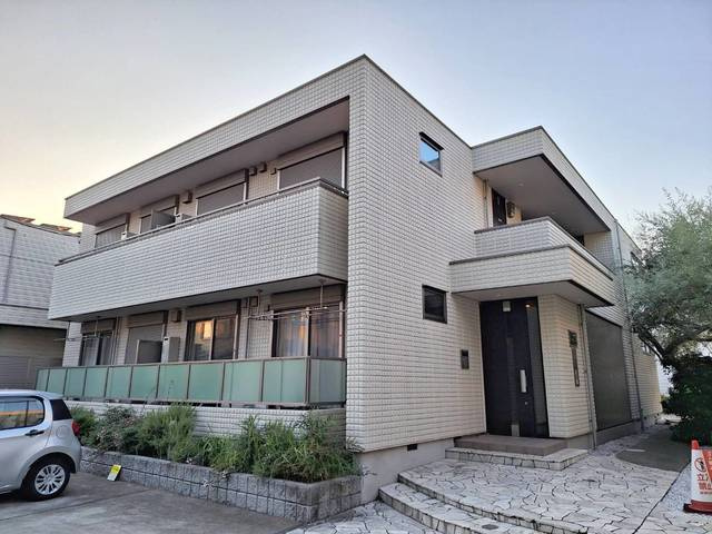 パインヒルズウエスト