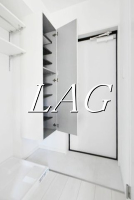 【玄関】 | MRK明大前 | 玄関です。