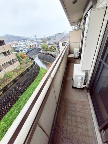 クレール逗子の洗面所|忙しい朝に嬉しいシャンプードレッサー