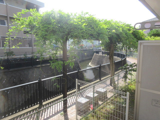 クレール逗子の収納