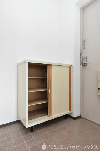 ビレッジ都府楼IIの玄関