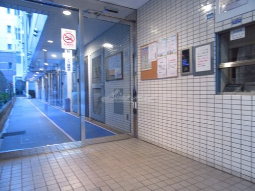 【エントランス】日神プラザ元町