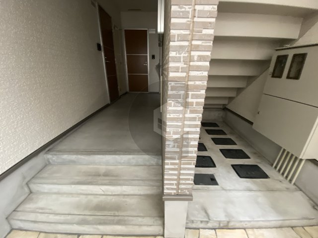 フジパレス吉田本町3番館のエントランス