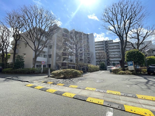 【外観】 | 成増ハウス　（成増店） | 教育施設と商業施設が充実
