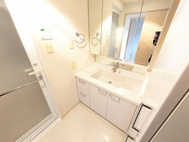 第16シントウキョウビルの洗面所