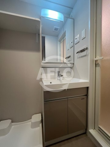 リヴェント難波ウエストの独立洗面台|リヴェント難波ウエスト　独立洗面台