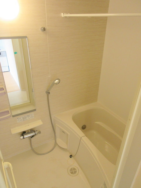 ヘーベル　フロイデ　北千住の浴室|★追い焚き・乾燥機★