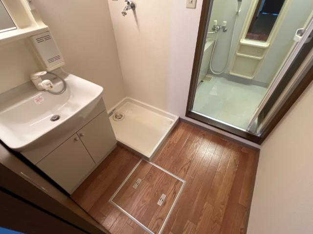 ティエドゥールⅠの洗面所|洗面