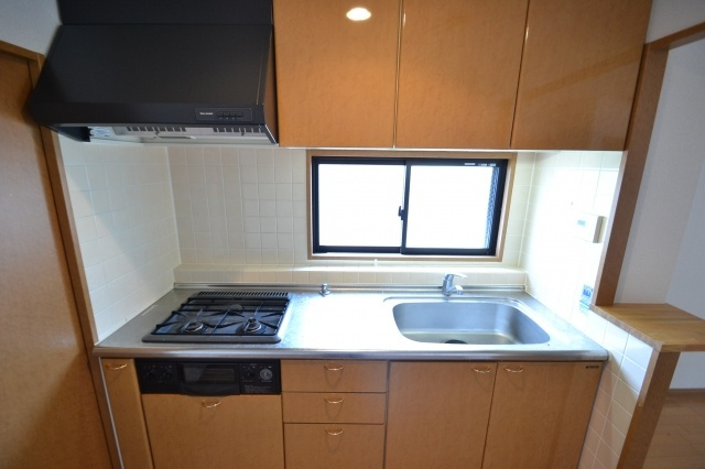 プレサンス新神戸のキッチン