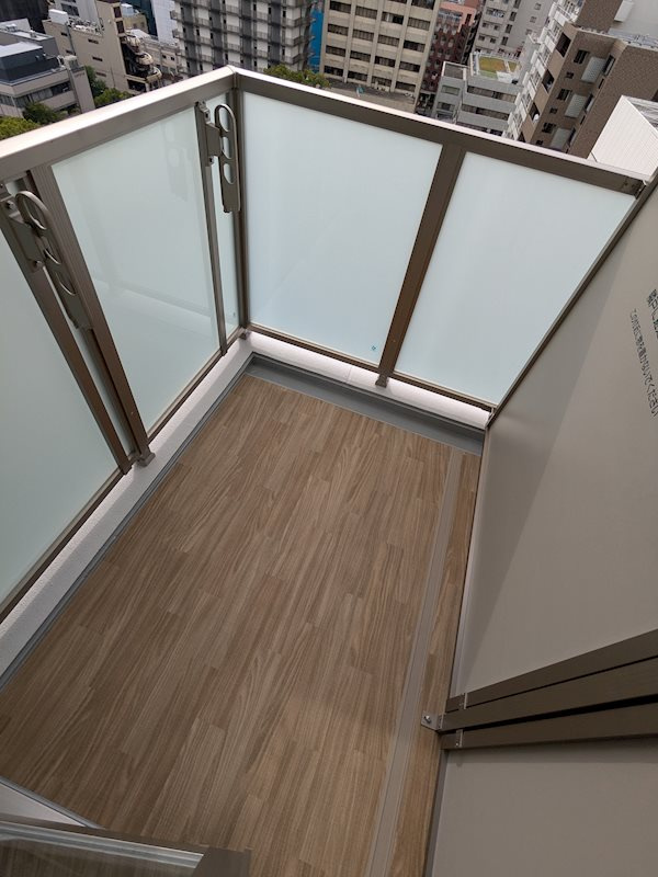 エスリード神戸三宮ヒルズのバルコニー