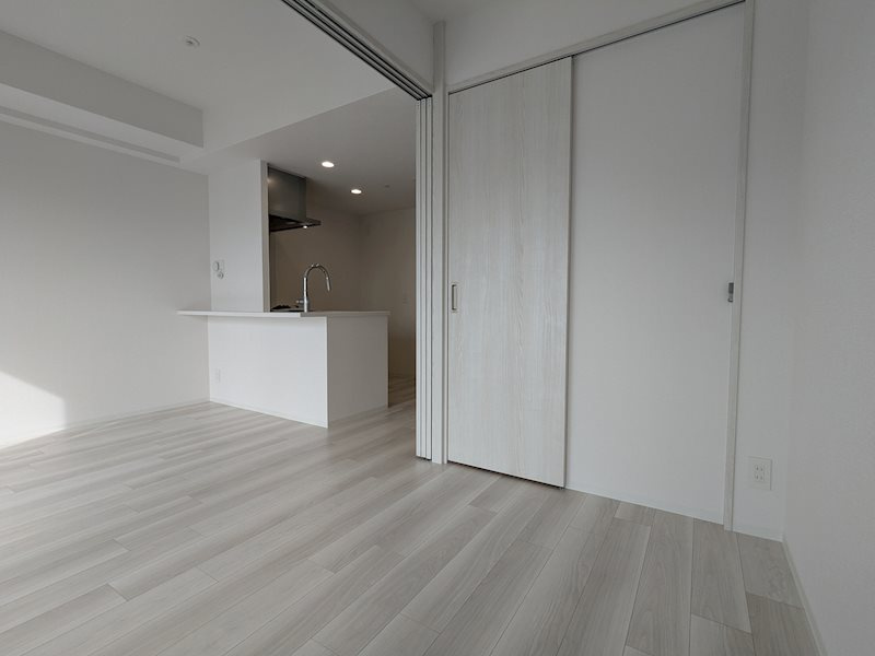 エスリード神戸三宮ヒルズの居間・リビング