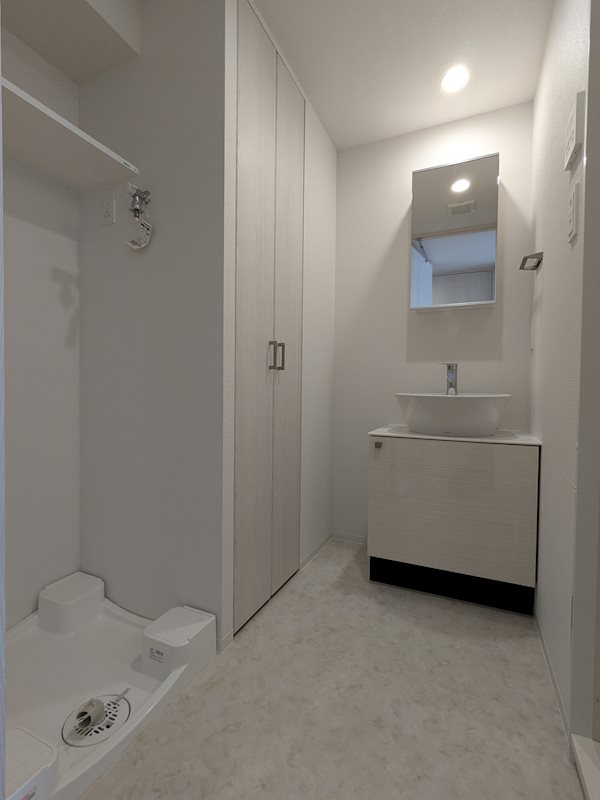 エスリード神戸三宮ヒルズの洗面所