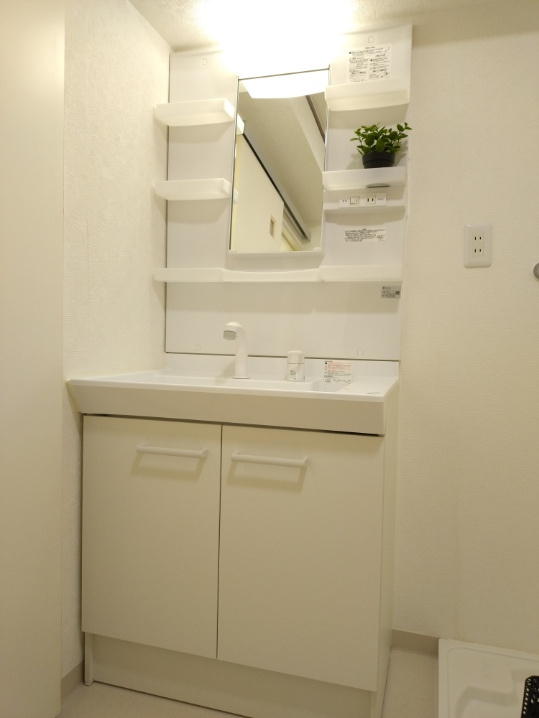 芦屋山ノ手アーバンライフの独立洗面台