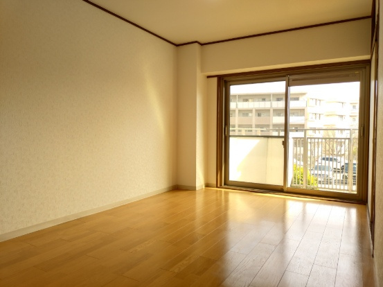 芦屋山ノ手アーバンライフの洋室