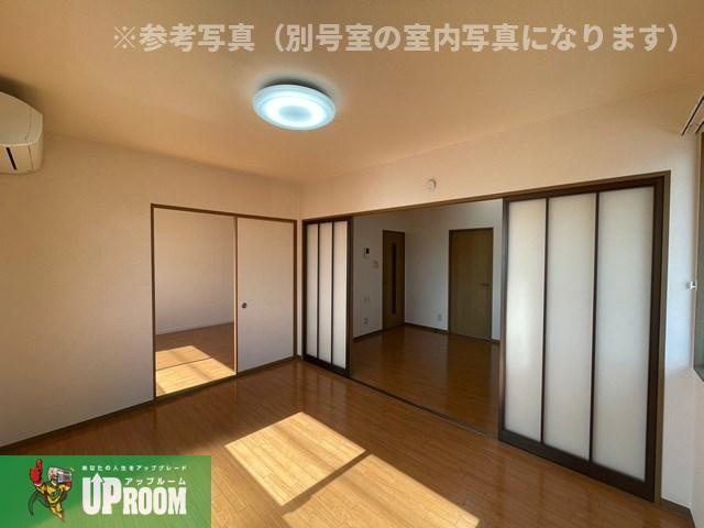 ドルフ西北野ⅡBの居間・リビング