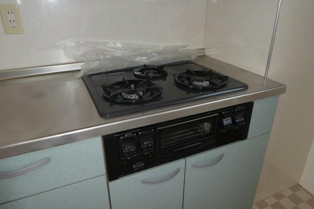 AXIA倉敷のキッチン|３口ガスコンロ