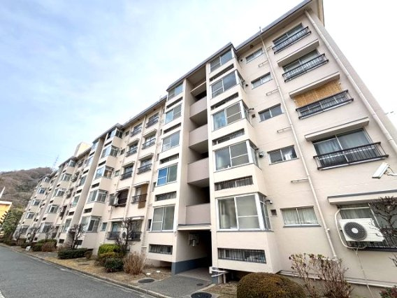 鶴甲コーポ１０号館