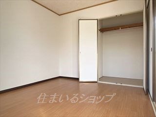 広島市安佐北区口田南６丁目のアパートの収納|クローゼット