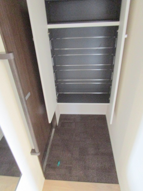 メゾンダイヤーズⅠの玄関|★シューズボックス★