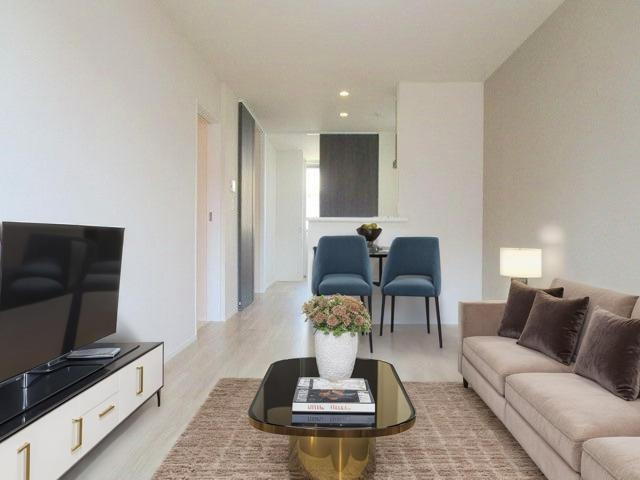 メゾンダイヤーズⅠの居間・リビング|★リビングダイニング★※モデルルームの為、家具は付きません※