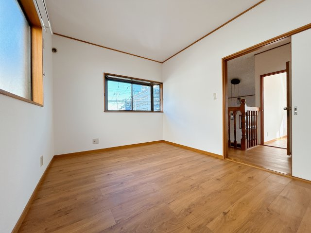 鴻巣市鎌塚5丁目の洋室|2階洋室
令和8年2月リフォーム実施