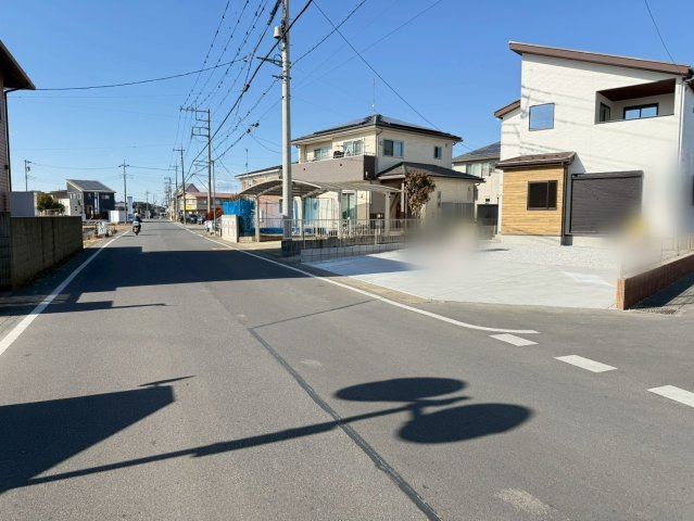 川越市木野目1期　新築一戸建て　1号棟の前面道路含む現地写真|前面道路含む現地写真です