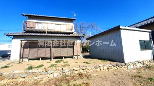 深谷市榛沢新田　中古住宅（土地２１０坪超）の外観