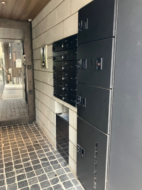 CREAL高田馬場のエントランス