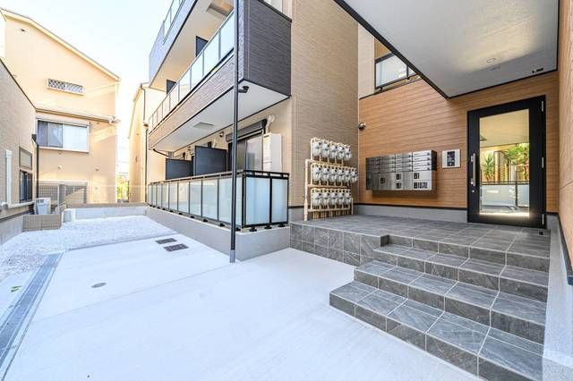 ダンデリオン港南台の外観