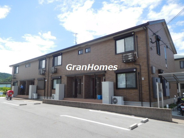 姫路市砥堀のハイツの外観