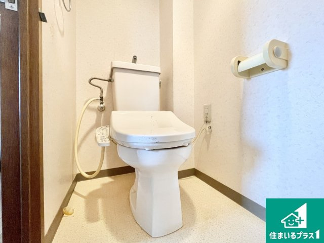 フロラシオン堺・香ヶ丘のトイレ|温水洗浄便座つきのトイレです♪【現地写真】