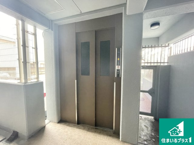フロラシオン堺・香ヶ丘のその他共用部分|エレベーターです【現地写真】