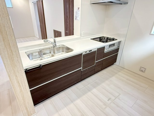 川越市小室　新築一戸建て　1号棟のキッチン|キッチンでお料理をお楽しみください