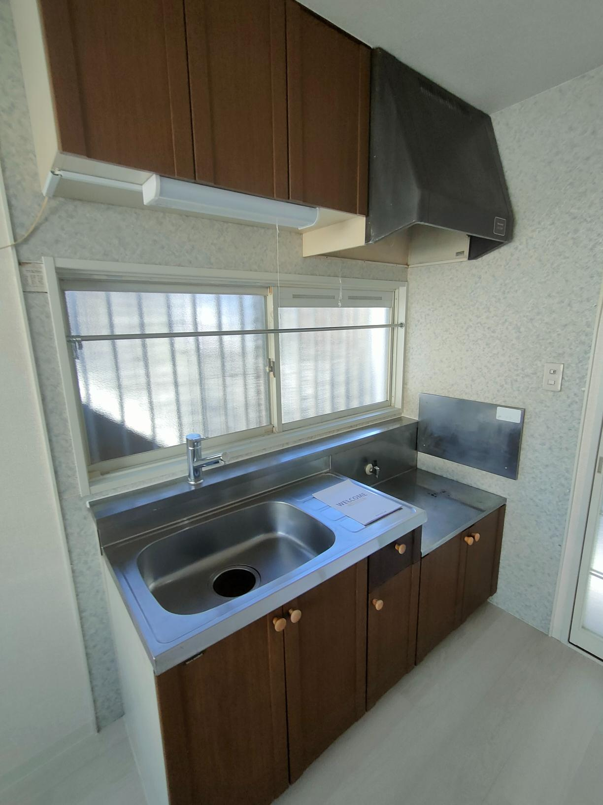 ルミエール西府A棟のキッチン|※別号室参考写真です