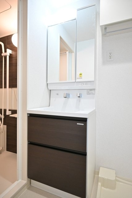 エルミ上落合の独立洗面台