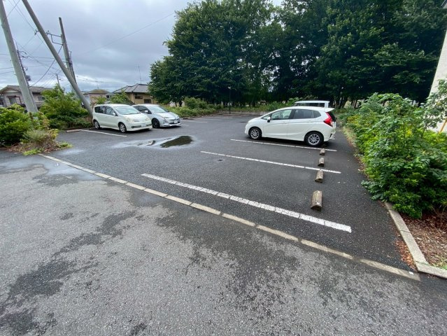 【駐車場】