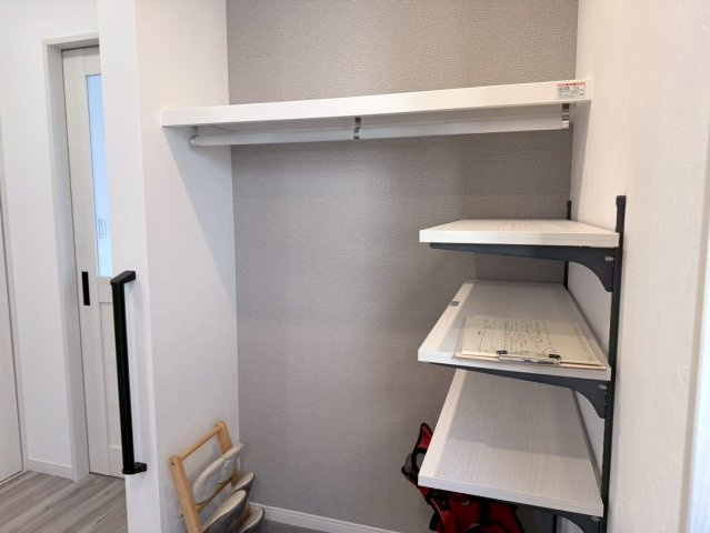 川越市志多町R６　新築一戸建て　A号棟の収納|シンプルで使いやすい玄関です