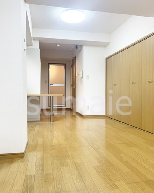 センタービレッジコガの寝室|綺麗なフローリング！