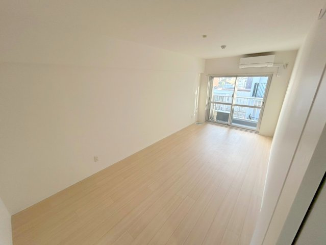 マンションサルナートの寝室