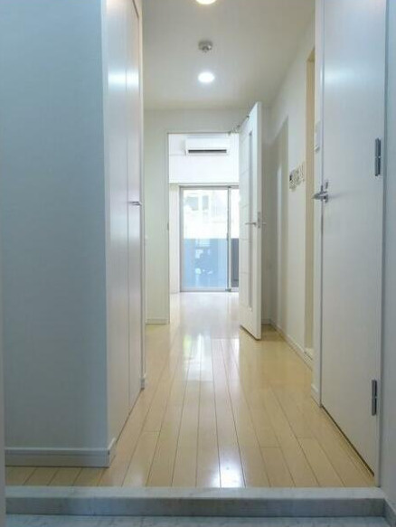 ヴィータローザ東府中の玄関